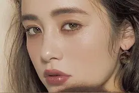 迷人计｜看完每年心动的2020TGC，原来日本模特们还在流行红茶拿铁妆图片