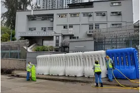 2名港警先后确诊致122名警员须隔离，香港卫生署：其中3人出现呼吸道感染症状图片