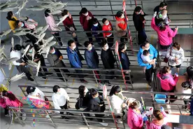 湖北郧阳：景区恢复开放后迎客流小高峰图片