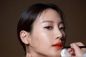 韩国女艺人秀贤最新代言宣传照曝光图片