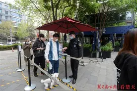 武汉天地，镜头记录重回的商业人气图片