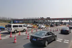 今天去崇明要“红”13小时！G40长江隧桥“逢节易堵”如何解？图片