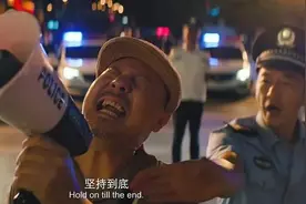 反差萌的蒙古硬汉腾格尔，背后有着许多辛酸过往……图片