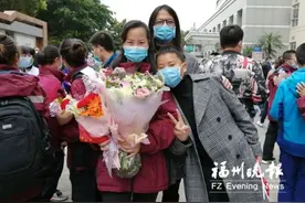 陈欣火线驰援湖北宜昌42天：危重症患者的“医靠”图片