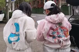 厉害了：老师变身快递员！武汉中小学纷纷送书上门，你领到了吗？图片