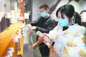 福建博物院恢复开放“防疫参观”秩序井然图片