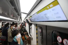 北京11条地铁线跑进2分间隔，已达设备极限图片
