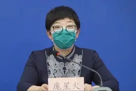 回国女子发病不报确诊进ICU，昨天丈夫也确诊了图片