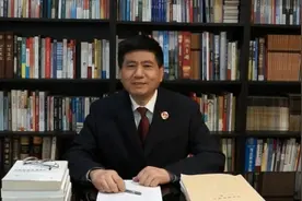 上城区检察院开展线上“检察长送法进校园”图片