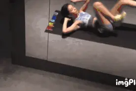 都忙着健身呐，韩寒18分钟跑5公里，看这身材图片