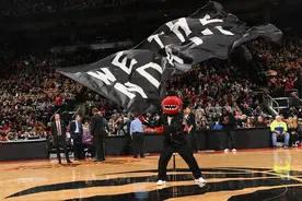 NBA吉祥物图鉴之猛龙队：萌你一脸血的小恐龙图片