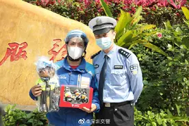 全城找寻的“小哥”找到啦！他说只是做了一件小事情，以后遇到还会帮忙图片
