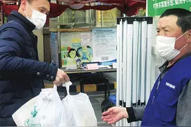 小区门口货架混乱难题如何解决？专人管理 解决货架无人值守问题图片