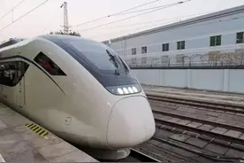 今起铁路运行新调图，义乌站有变化图片