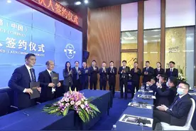步阳全新系列高端定制门“三国”造，售价3万起图片