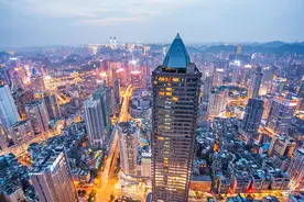 攻坚克难战贫困 凝心聚力抓发展——全国两会精神在贵阳市引发热烈反响（二）图片