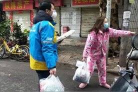 武汉解封后的快递：市民狂“剁手”，卖家频遭拒收，更改发货地址“自救”图片