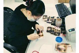 记者实地探访！荆门人平时使用的人民币竟是这样消毒的…图片