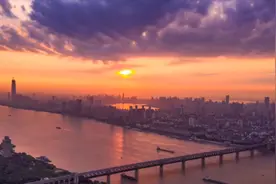 “疫”线歌声 | 你就是天使，传说中美丽的天使图片
