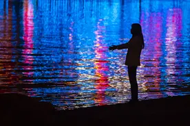 江城寸纸⑫|害怕回家乡被歧视图片