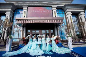 贵隐浞河畔，敬献高铁成 恒大滨河左岸营销中心盛大开放图片
