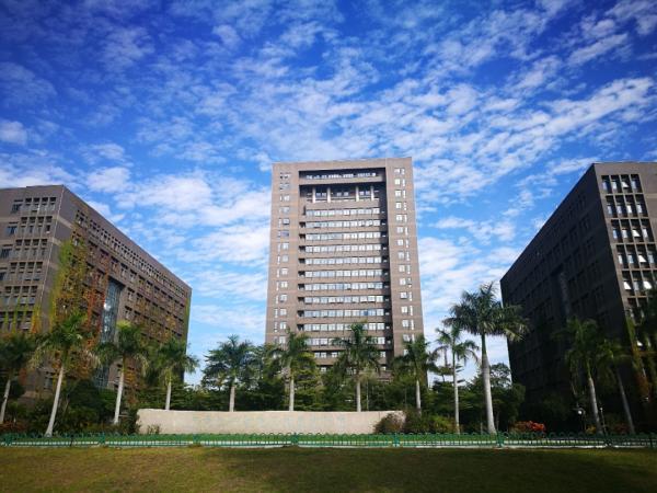 惹不起,躲不起什么意思（天空蓝）