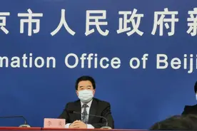 北京市教委：开学后师生在校内要戴口罩 上课期间也需佩戴图片