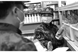 火神山医院感染一科一病区护士长：走进病房就是进入战场图片