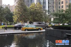数十城减收出租车“份子钱”！这些地方给司机补贴奖励图片
