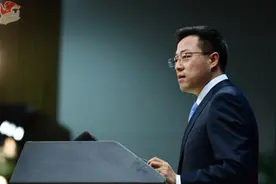 中方是否特意安排包机接回在俄中国公民？赵立坚回应图片