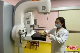 浙江引进首台数字化乳腺断层融合摄影 检出率提高超30%图片