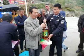 新时代警察故事 | 简思葶：父亲带给我的力量图片