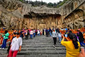 世界文化遗产：龙门石窟，元魏史余遗万佛，龙门壁上历千秋图片