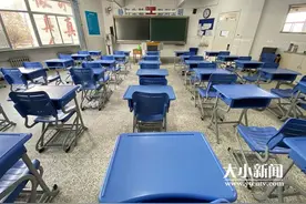 最想念的——课桌，明天就可见到你图片
