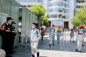 最新！多地再次推迟开学时间！多地通知师生返校要开展核酸检测图片