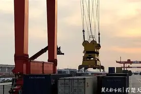 物流园“抓娃娃机”神奇上阵，智能操作“光谷造”图片