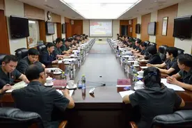 海南高院召开学习落实“4.13”重要讲话精神研讨会图片