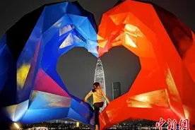 深圳：灯光璀璨夜色美图片