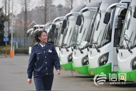 老牌青年服务线今庆生 公交6路承载65年时代印记图片