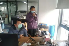 将KTV带回家！上海松江制造的这款纯麦无线K歌麦克风已成为国内细分市场的隐形冠军图片