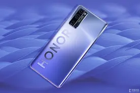 还在嫌手机太重？这个夏天为自己选一个轻薄5G旗舰图片