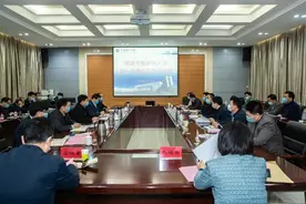洛阳市推进河南科技大学“双一流”建设工作座谈会在洛阳召开图片