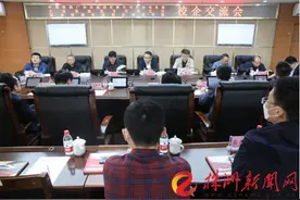探索创新模式 校企三方共建高铁信号实训实验基地图片