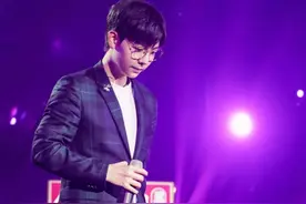 《歌手》“史上最残酷”突围战17日上演，八歌手两两分组正面刚图片