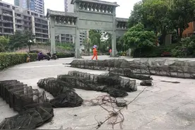 短短一小时，杭州上塘河3公里拖上来10个虾笼图片