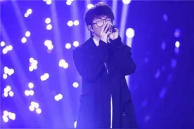 毛不易、袁娅维回归，今晚《歌手·当打之年》打响“正面刚”的突围赛图片