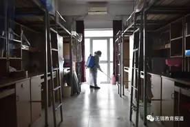 无锡大学生晒出聊天记录！珍惜宿管阿姨图片