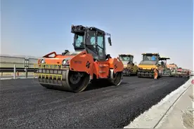 金昌公路局：保畅养护两不误，“高龄”公路即将焕新图片