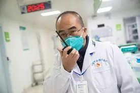 金银潭医院张定宇入选“中国网事·感动2020”一季度感动人物图片