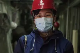 小汤山医院有位“百变”护士长，她4岁的儿子说：“妈妈去打病毒了！”图片